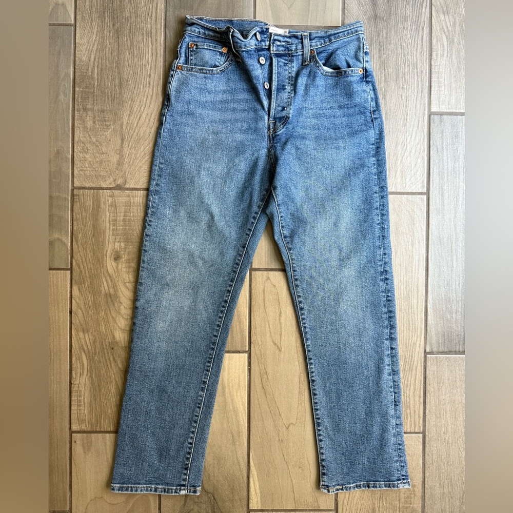 Levi's Wedgie Straight Jeans